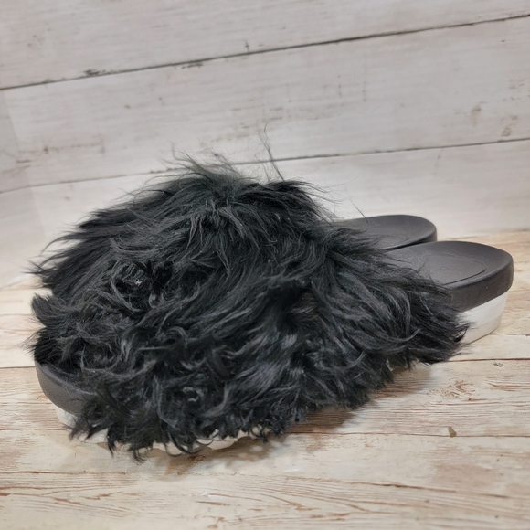 Ariana Bohling Suri alpaca slide sandals - Picture 4 of 12